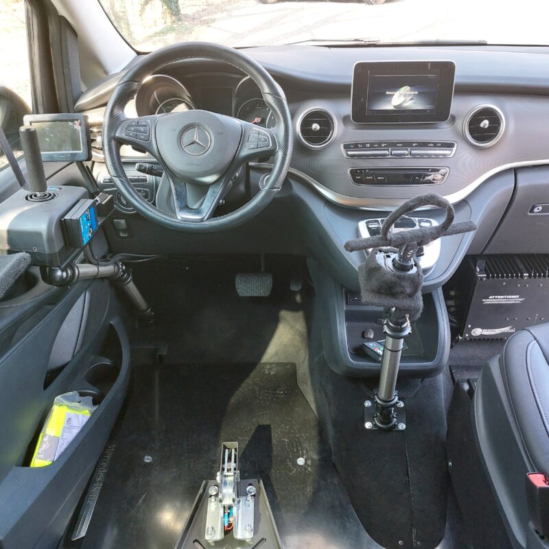 Interno Mercedes V-Classe Multiallestito con comandi speciali